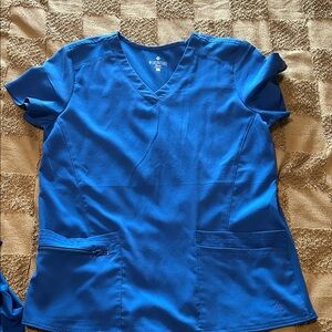 Med Couture Touch Scrub Top